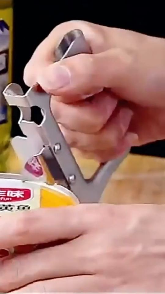 Heavy Duty Manual Can Opener: A Must-Have Kitchen Accessory