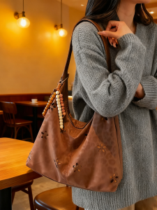 Casual Large Capacity Womens Tote Bag Korean Lazy Style Single Shoulder Bag Underarm Vintage Commuting Bag High-End Feel