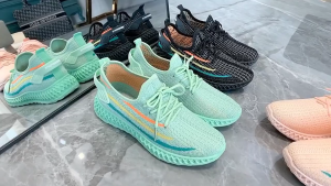 DKNC new fashion rubber shoes breathable sports shoes Korean womens shoes