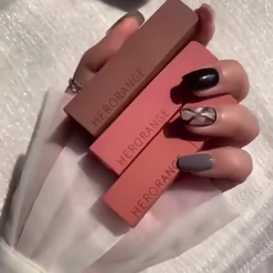 HERORANGE Lip Mud Matte Long-Lasting Velvet Lip Gloss Lipstick Waterproof Moisturizing Smooth Long Lasting Make Up High Pigment Lip Gloss