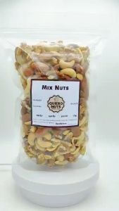 Mix Nuts (Almonds Walnuts and Cashew 333% each)