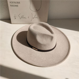 ฤดูใบไม้ร่วง ฤดูหนาว ปีกกว้าง ขนสัตว์ หมวกแจ๊สสําหรับผู้หญิงฝรั่งเศส มีเข็มขัด ปานามาหมวกอัศวินย้อนยุคปีกแบนสําหรับผู้ชาย