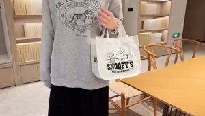 Movi Katie กระเป๋าถือ ไนลอนทนทาน ความจุขนาดใหญ่ รับ หนา ทันสมัย กระเป๋าโท้ท สไตล์ INS ลายการ์ตูน กระเป๋าผญแฟชัน กระเป๋าถือสวยๆ