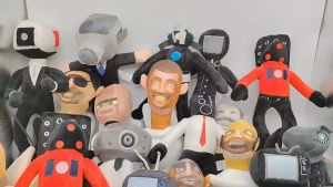 Skibidi ห้องน้ำตูดุหน้า Dolls Gift For Kids Titan Man Speakerman Camera Man ผลิตภัณฑ์เกมส์สกิบดิ คอลเลกชันพัดลม