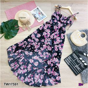 17591แม็กซี่เดรสสายเดี่ยวผูกไหล่ แต่งระบายบายแหวกหางปลา  มีสายผูกโบว์หลัง ผ้าไหมอิตาลี่พริ้วๆ พิมลายดอกไม้สวยๆ ด้านห