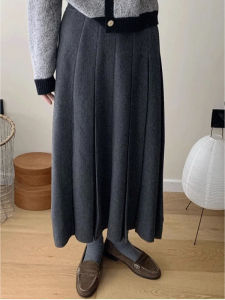 Elegant Designer Small Fashion Gray Wool Skirt