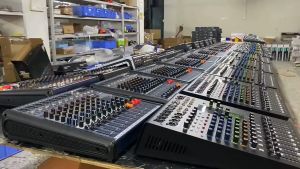 Xtuga ATS-122 High Quality 12 Channel Professional Powered Digital Mixer 16DSP Effects 48V Phantom Power Mixer