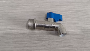 KERAN AIR / KERAN TEMBOK PENDEK / KRAN BESI VSM 1/2 INCH