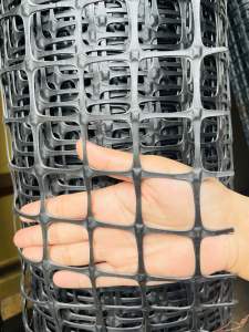 L1:lưới nhựa dẻo cao 1.5 mét dài 25 mét lưới rào vườn - lưới quây chuồng-làm sàn -chịu nắng mưa 10 năm