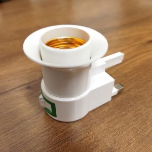 3 PIN PLUG E27 DIM LIGHT HOLDER / WALL LAMP HOLDER / Lampu Holder