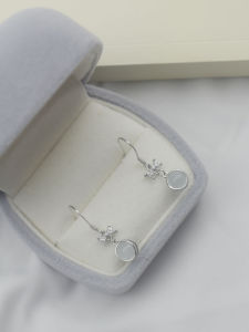 925 Sterling Silver Cats Eye Stone Earrings Womens New 2023 Butterfly Ear Hook Fashionable Small Niche High-End Feeling