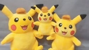 Boneka Pikachu Pokemon Detektive Topi Yelvo Ukuran XL