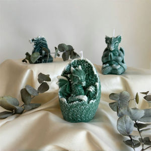 Shell Breaking Dragon Candle Silicone Molds for Making Candle DIY Meditating Dragon Animal Resin Art Craft Mold for Home Decor