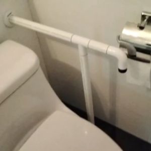 💕ราวจับห้องน้ำเรืองแสง ตัว T แสตนเลส 304 หุ้มพลาสติก ABS อย่างดี ราวจับกันลื่น ราวจับสีขาว by Primaboss 2