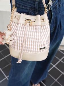 Slingbag ENJI Model Bucketbag Motif Gingham Houndstooth Warna Cream