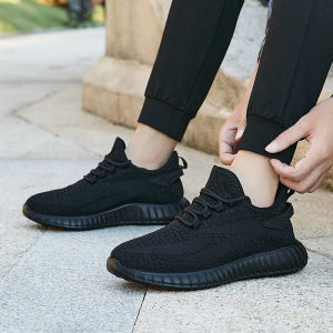 รองเท้ากีฬาผู้ชายแบบสวมสบาย รองเท้าวิ่งแบบสวมสบาย รองเท้าลำลอง รองเท้าส้นแบน พื้นนุ่ม ทรงสปอร์ต สไตล์ฤดูใบไม้ผลิและฤดูร้อน