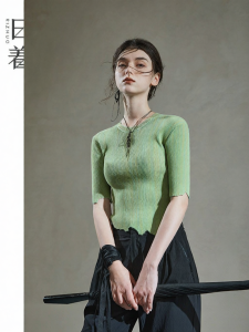 Original Design Slim Summer Knit Top