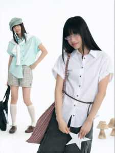 JNXS | Áo Sơ Mi Nữ Tay Ngắn Dáng Rộng Phong Cách Casual Vải Linen Cotton Blend Nút Dừa Cổ Tay Cuộn