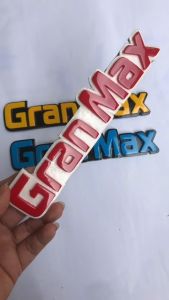 EMBLEM MOBIL GRANMAX VARIASI MOBIL DAIHATSU DENGAN HURUF TIMBUL 3D BAHAN FIBERGLASS