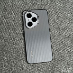 Lightweight Magnetic Absorption Honor 400 pro 300 pro Ultra Phone Case with Large Holes Business Style Semi-Transparent Corrugated