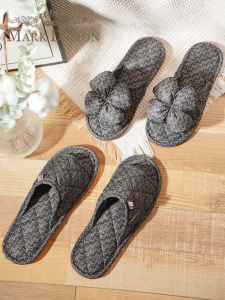 รองเท้าแตะบ้านแบบหนาป้องกันลื่นสำหรับผู้ชายและผู้หญิง ทรงหัวมน ด้านบนทำจากยาง ด้านในเป็นผ้าฝ้าย รองเท้าแตะบ้านสไตล์ยุโรปหรูหรา