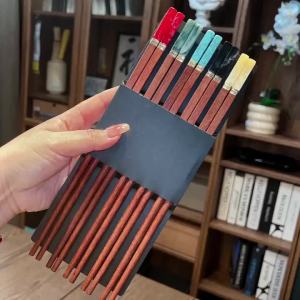 5 Đôi Có Thể Tái Sử Dụng Đũa Gỗ Đàn Hương Đỏ Handmade Nhật Bản Gỗ Tự Nhiên Thân Thiện Với Môi Trường Nhiều Màu Gỗ Sushi Bộ Đồ Ăn