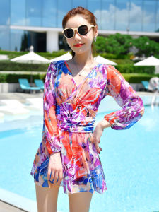 2025 New plus Size Long Sleeve One Piece Swimsuit Womens Thermal Spa Belly Covering Slimming Conservative MM Meat Covering