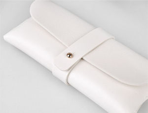 กระเป๋าใส่แว่นตาสำหรับนักเรียนหญิงสากล เคสใส่แว่นตาคอมพิวเตอร์ เวอร์ชั่นเกาหลี สำหรับการป้องกันความเครียดแบบพกพาที่เรียบ