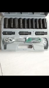 Apr Kunci Rachet 1/2inch Gigi 72 Dengan Mata Sok 8mm Sampai 24mm AP131 Pro Titanium Cr-mo