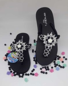 Sandal Ando hias mutsin