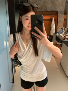 2026 New Summer Stylish Elegant Korean Style V-Neck T-Shirt