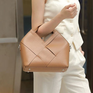 BeeGreen Women Woven Leather Handbag Elegant Commuter Briefcase Versatile Shoulder Bag