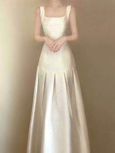 ชุดเดรสยาวแขนกุดสีขาวสง่างามสำหรับงานวันเกิด ชุดราตรีสไตล์ฝรั่งเศส ชุดทำงานฤดูร้อน เดรสยาวปานกลาง สไตล์สตรีท