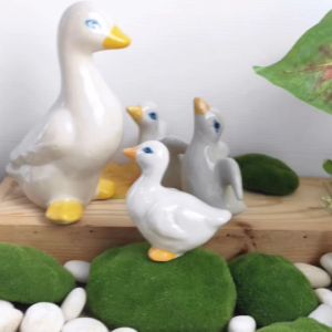 ตุ๊กตาจัดสวน ตุ๊กตาจัดสวนหย่อม  เป็ดตกแต่งสวน เป็ดแต่งสวน ขนาด 8นิ้ว - 10 นิ้ว  ชุด 4ตัว เคลือบเงาอย่างดี ทนทาน