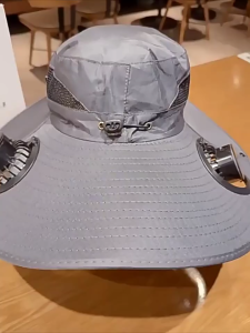 Charging fan caps solar caps outdoor caps camping hiking and mountaineering caps can be charged by solar energy