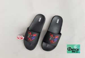 Sandal Anak Laki laki Motif Batman Feat Superman Bahan Ringan dan Empuk