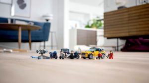 LEGO® Marvel Super Heroes 76176 Escape from The Ten Rings (321 Pieces)