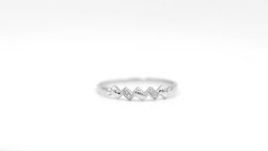 Happy Jewelry แหวนเพชรของแท้ ซิกแซ็ก ทองขาว ทองแท้ 9k 37.5%  SI307