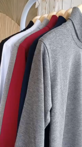 Kaos TurtleNeck Pria Lengan Panjang