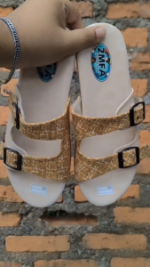 Sandal Flat Wanita Elegan Motif Geometris - Empuk dan Nyaman - Warna Pastel/Hitam