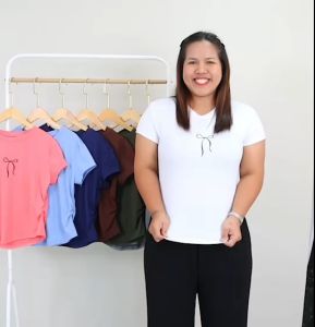 tb4302-2xl# เสื้อยืด ไซส์ใหญ่ คอกลม แขนสั้น จั๊มเอว ปักลายโบว์ ผ้าคอตตอนผสม