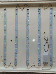 แผงไฟ LED แบบติดฝ้าเพดาน แถบไฟ LED ยาวแบบเปลี่ยนสีได้ 2 สี 3 สี แผงไฟ LED สำหรับห้องนั่งเล่น แหล่งกำเนิดแสง WY