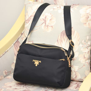 Oxford Cloth Nylon Crossbody Bag Simple Versatile Mom Style Single Shoulder Bag Lightweight Multi-layer Waterproof Bag for Middle-aged Women