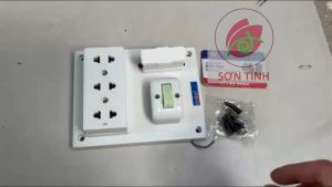 Bảng điện Sopoka có cầu chì ổ cắm 3 1 công tắc - BN3E