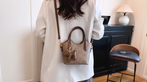 Grosir import jakarta 3172 Tas Angel Touch Free Paper Bag + Gantungan Tas Selempang Wanita Fashion