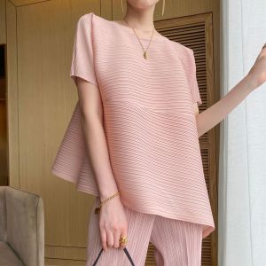 Miyake เสื้อจีบทรงหลวมสไตล์คลาสสิกแขนสั้นเฉียงเสื้อ2058