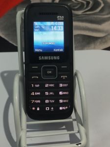 PROMO HP BERGARANSI SAMSUNG FM 3 SAMSUNG KEYSTONE 3 SECOND ORI