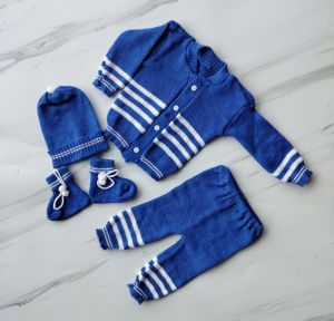 4in1 setelah rajut Baju+celana+topi&sarung kaki Bayi Newborn 0-3bulan
