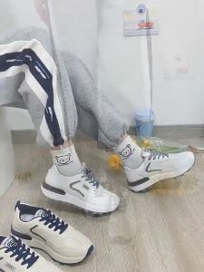 FREE BOX Sepatu Kasual Sepatu Wanita Sepatu Olahraga Alas Karet  Casual Shoes Sneakers Import