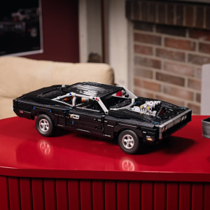 LEGO TECHNIC 42231 Đồ Chơi Lắp Ráp Xe Dodge Charger R/T – Fast & Furious (1516 chi tiết)